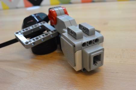 Building and Programming Robot 101 Feature Image - small