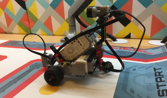 EV3-move-until-color-robot test